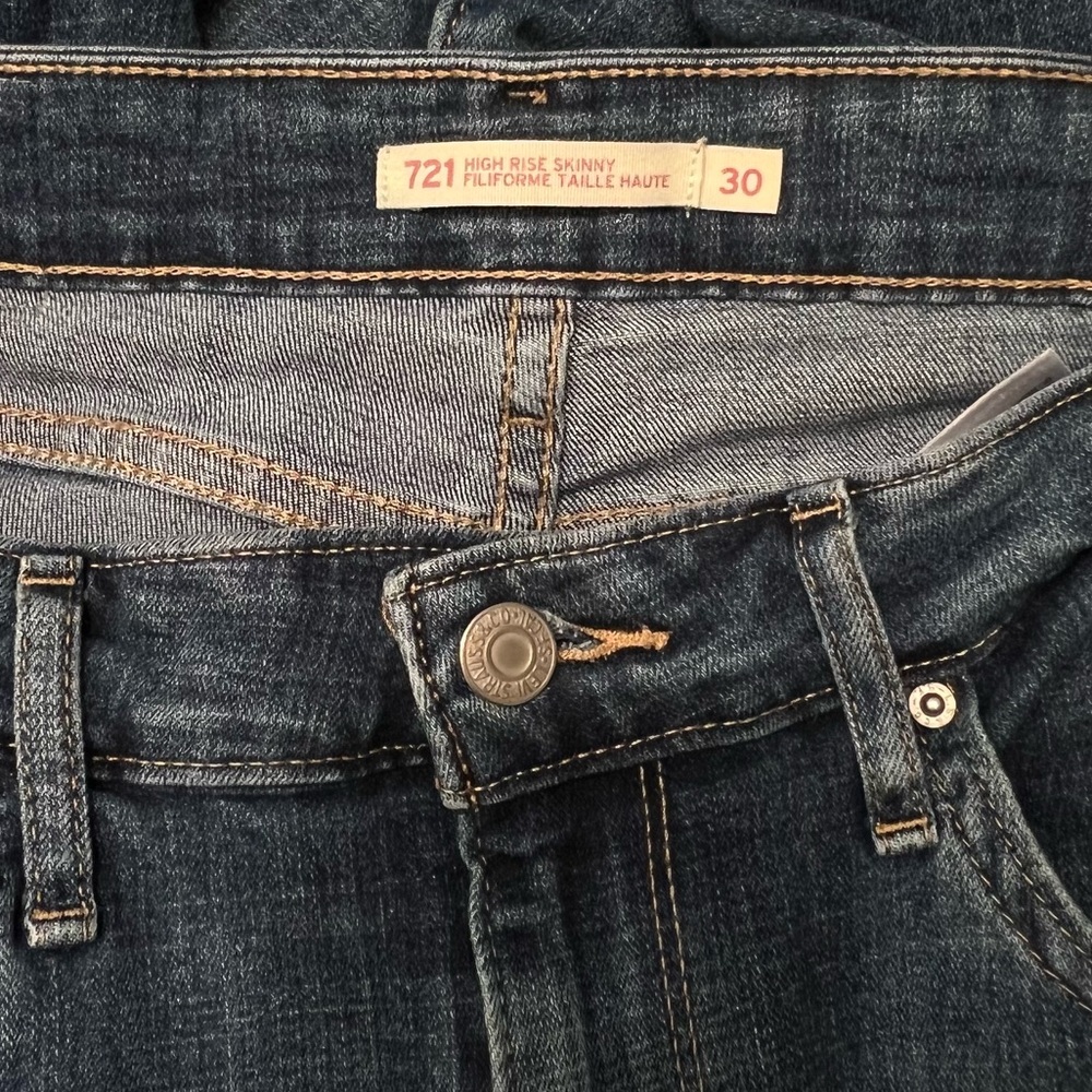 Levi’s 721 High Rise Skinny Jeans - Women’s